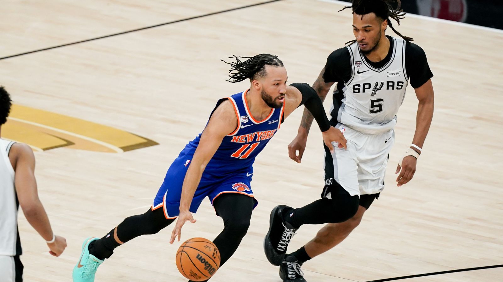 Knicks end 53-year title drought, beat Spurs to win NBA championship