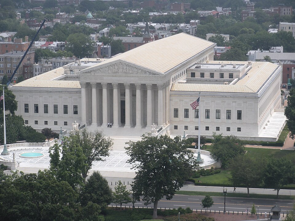 Trump administration asks US Supreme Court to allow quick deportations to third countries