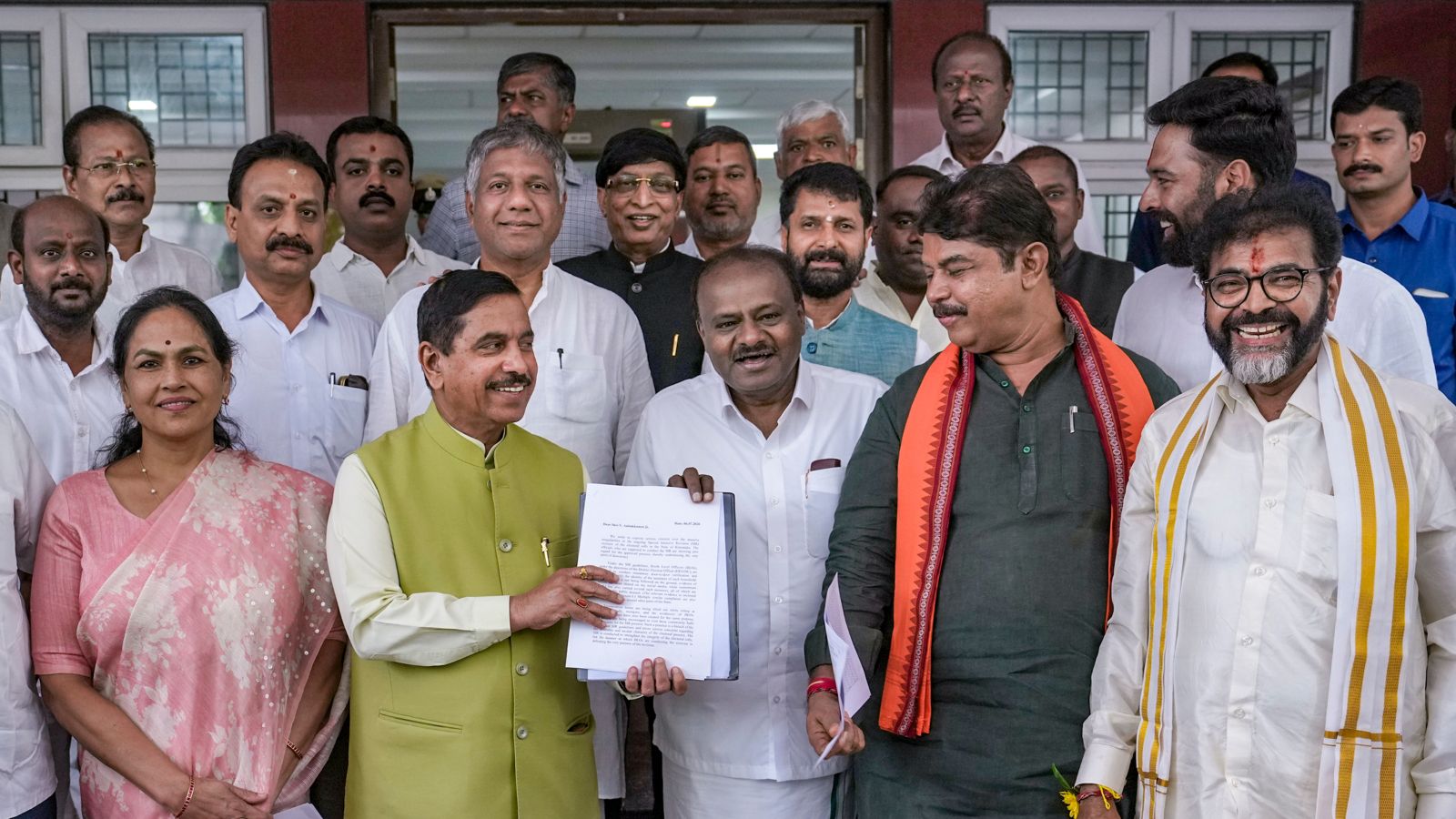 NDA leaders allege 'mass irregularities' in Karnataka SIR, seek probe
