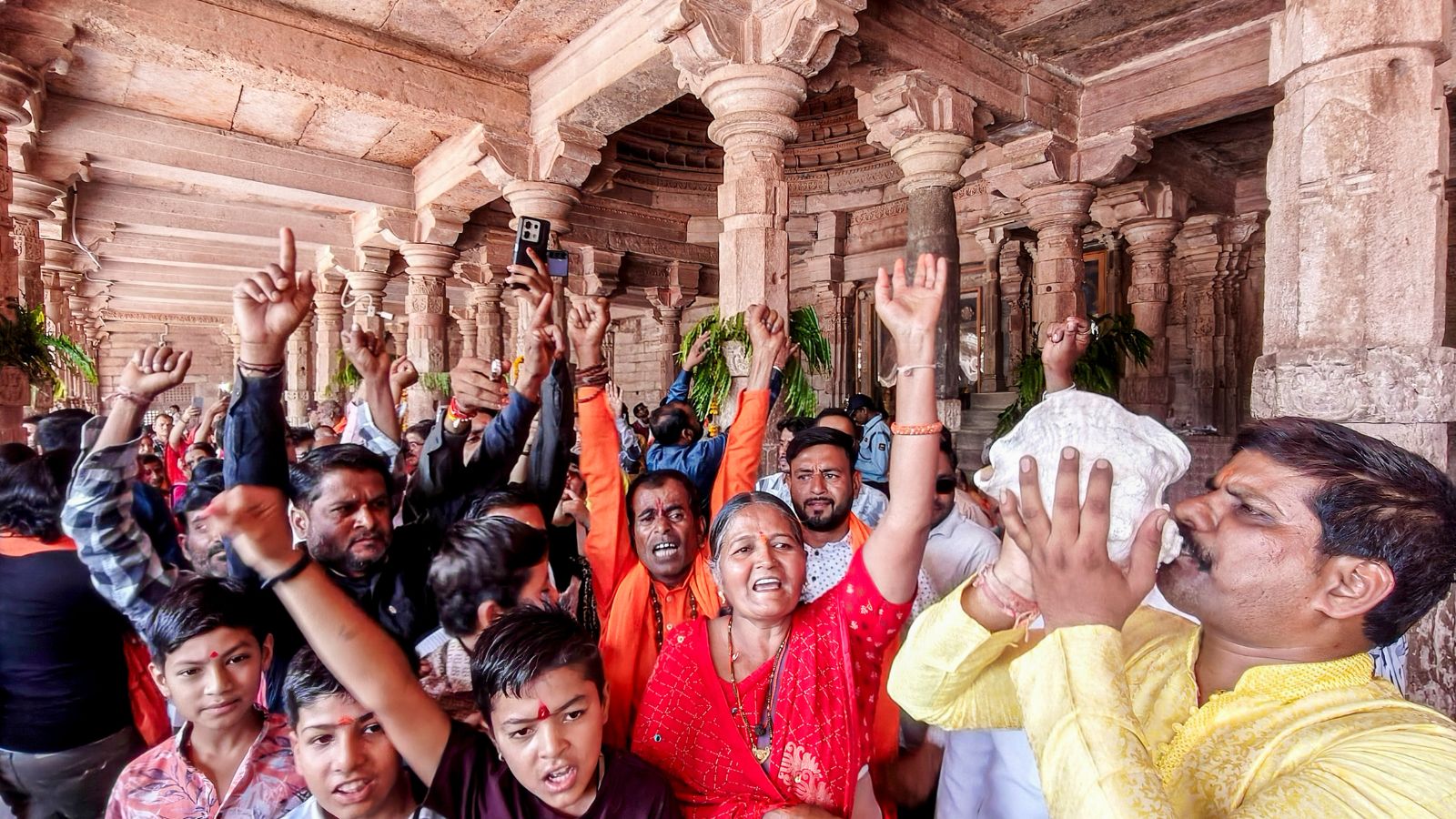 Bhojshala row: Supreme Court to hear Muslim side's plea over alternative prayer site location