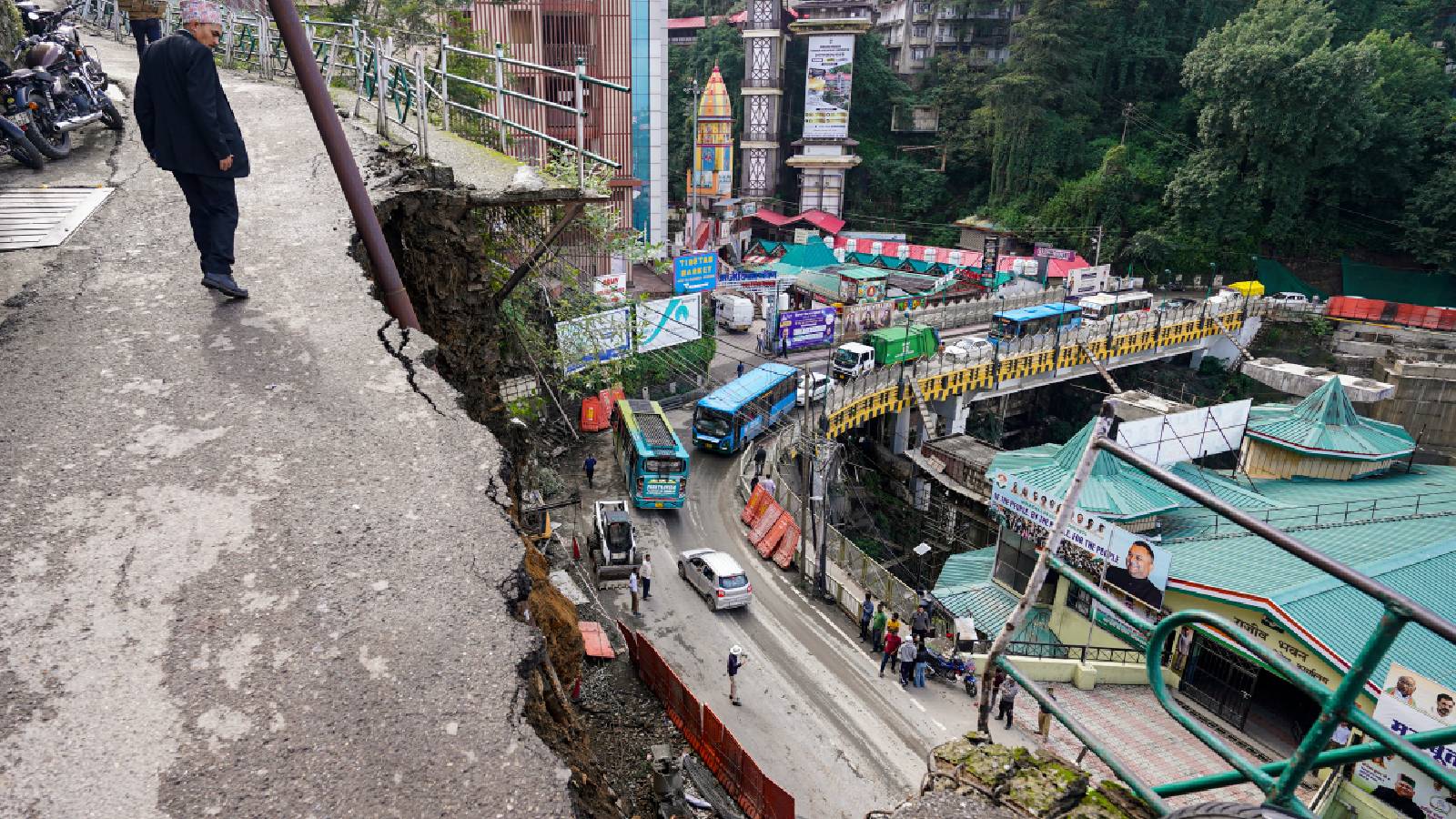 Himachal on high alert as red alert issued for heavy rains, all schools closed in 3 districts