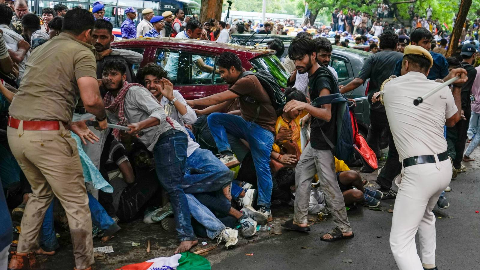 'Don't waste our time': SC refuses urgent listing of plea against police action at CJP protesters