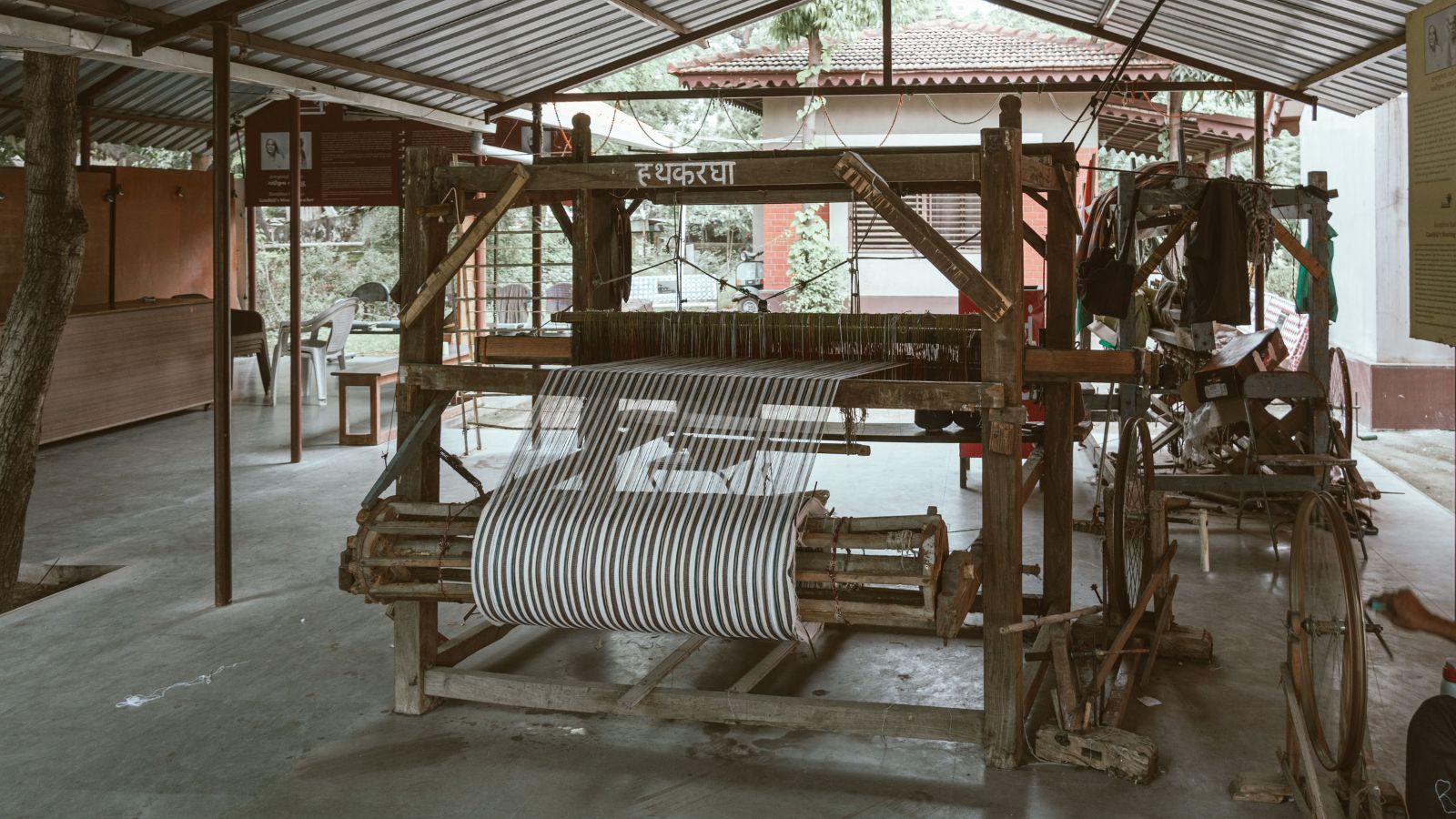 Nethanna Sevalo: Andhra Pradesh launches ₹25,000 yearly assistance scheme for weavers