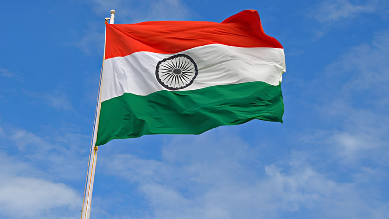 India slams US green-card curbs, calls Vance’s ‘indentured servants’ remark offensive