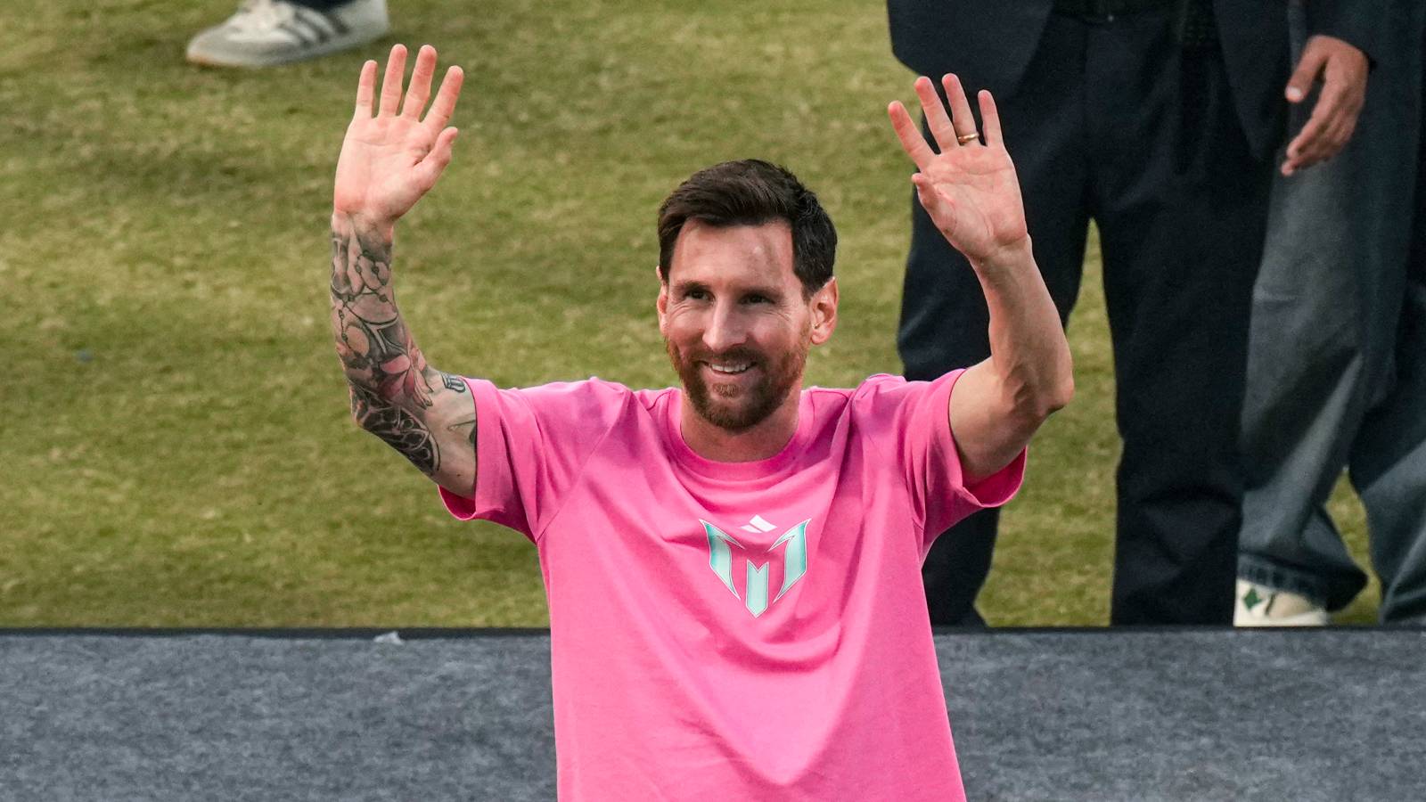 Argentina football matches to pause in 10th minute in honour of Messi