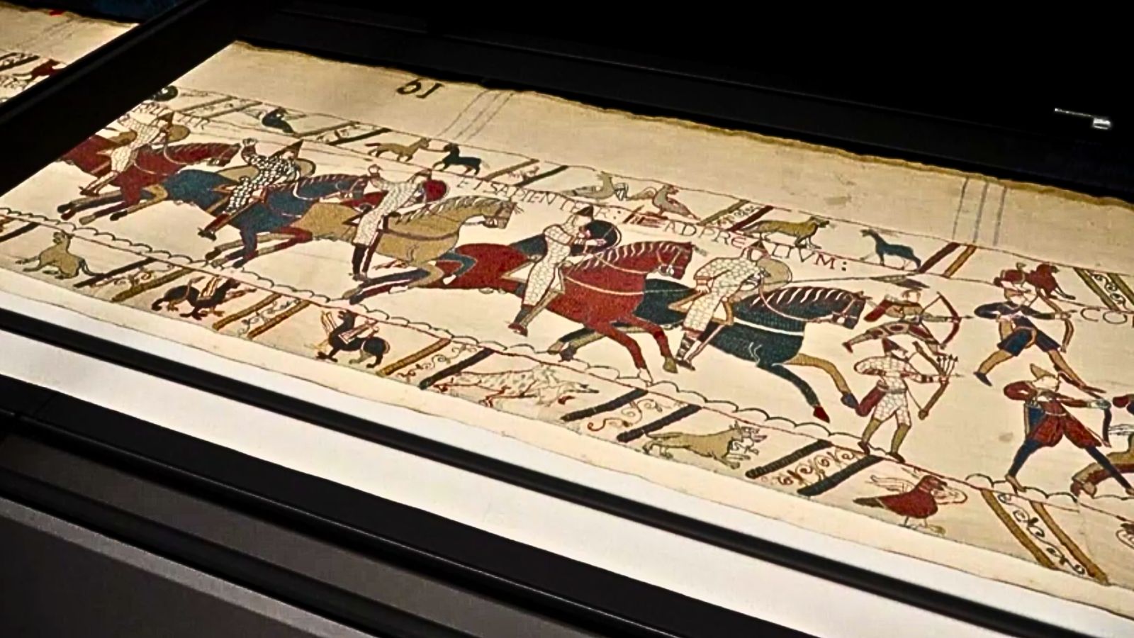Bayeux Tapestry draws crowds as 1,000-year-old artwork returns to London