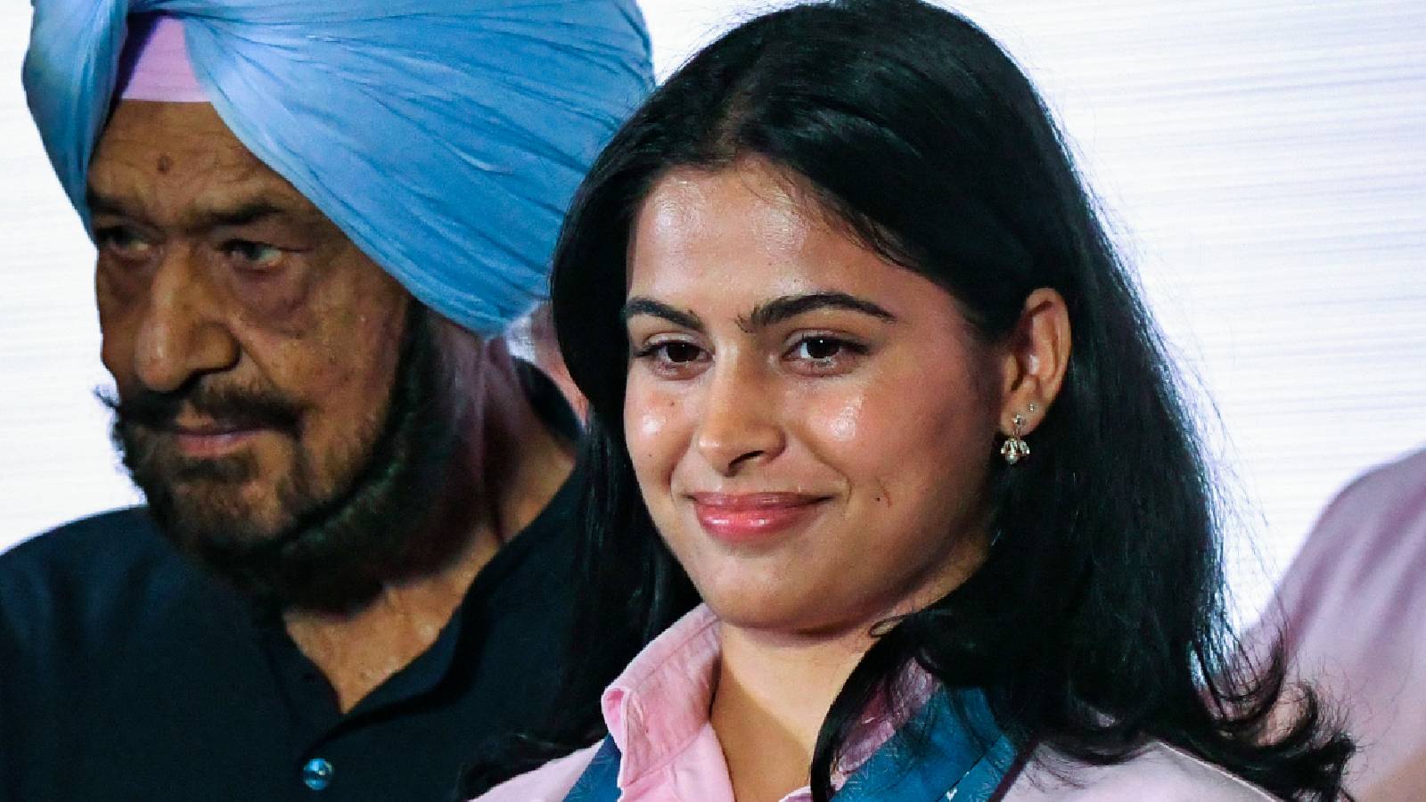 Manu Bhaker, Tajinderpal Singh Toor named India’s flag-bearers for Asian Games