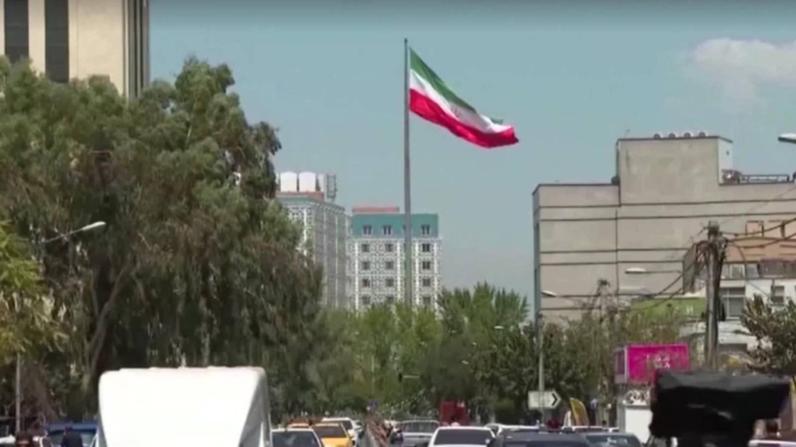Iran threatens attacks on US bases across West Asia if conflict resumes
