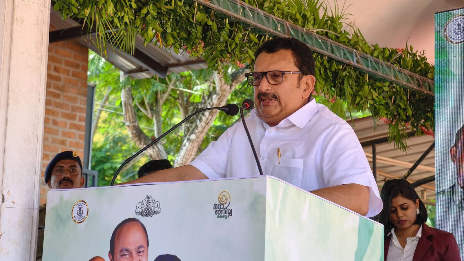 Keralam has shortage of 18 medicines, issue will be resolved within a week, says health minister
