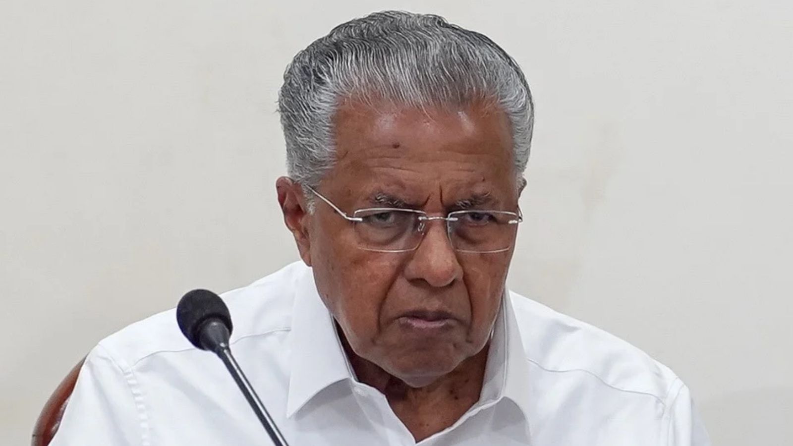 Kerala HC orders FIR against Pinarayi Vijayan in alleged CMRL bribery case