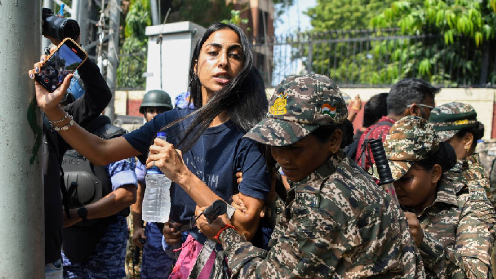 CEC row LIVE: Delhi Police chases CJP protesters, detain top leaders as protest intensifies