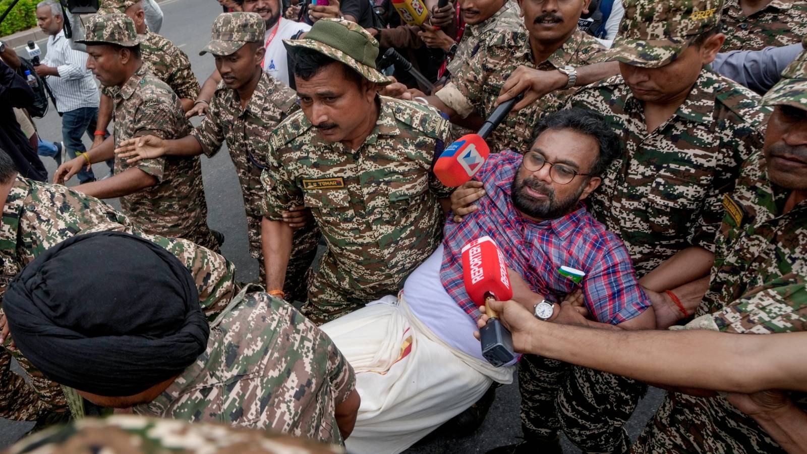 CEC row LIVE: CJP vows to continue fight; Left leaders, students detained in Delhi