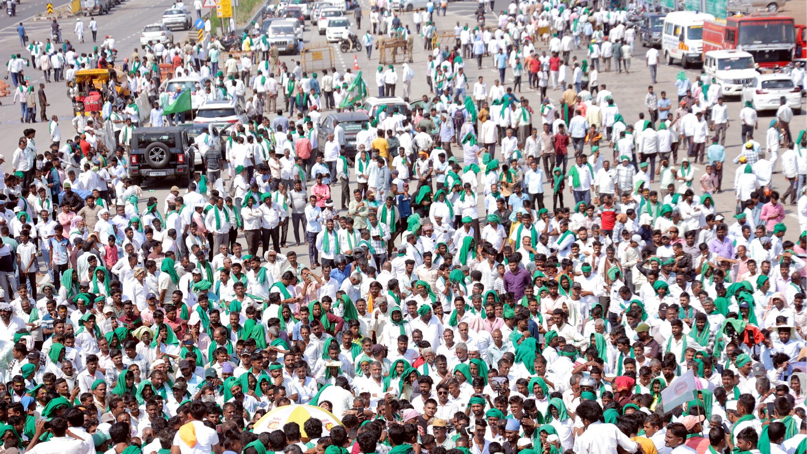 Mumbai-Bengaluru Highway traffic hit by farmers’ protest; police ask Google Maps to flag closure