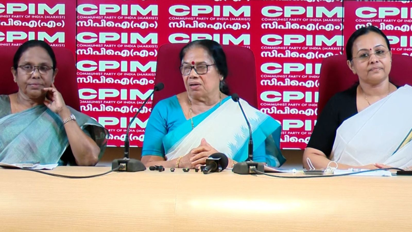 Former Keralam health ministers criticise K Muraleedharan over healthcare concerns