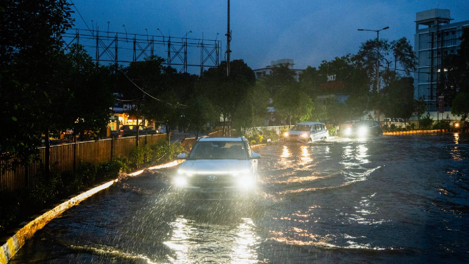 Cyclone Arnab likely to make landfall early Wednesday