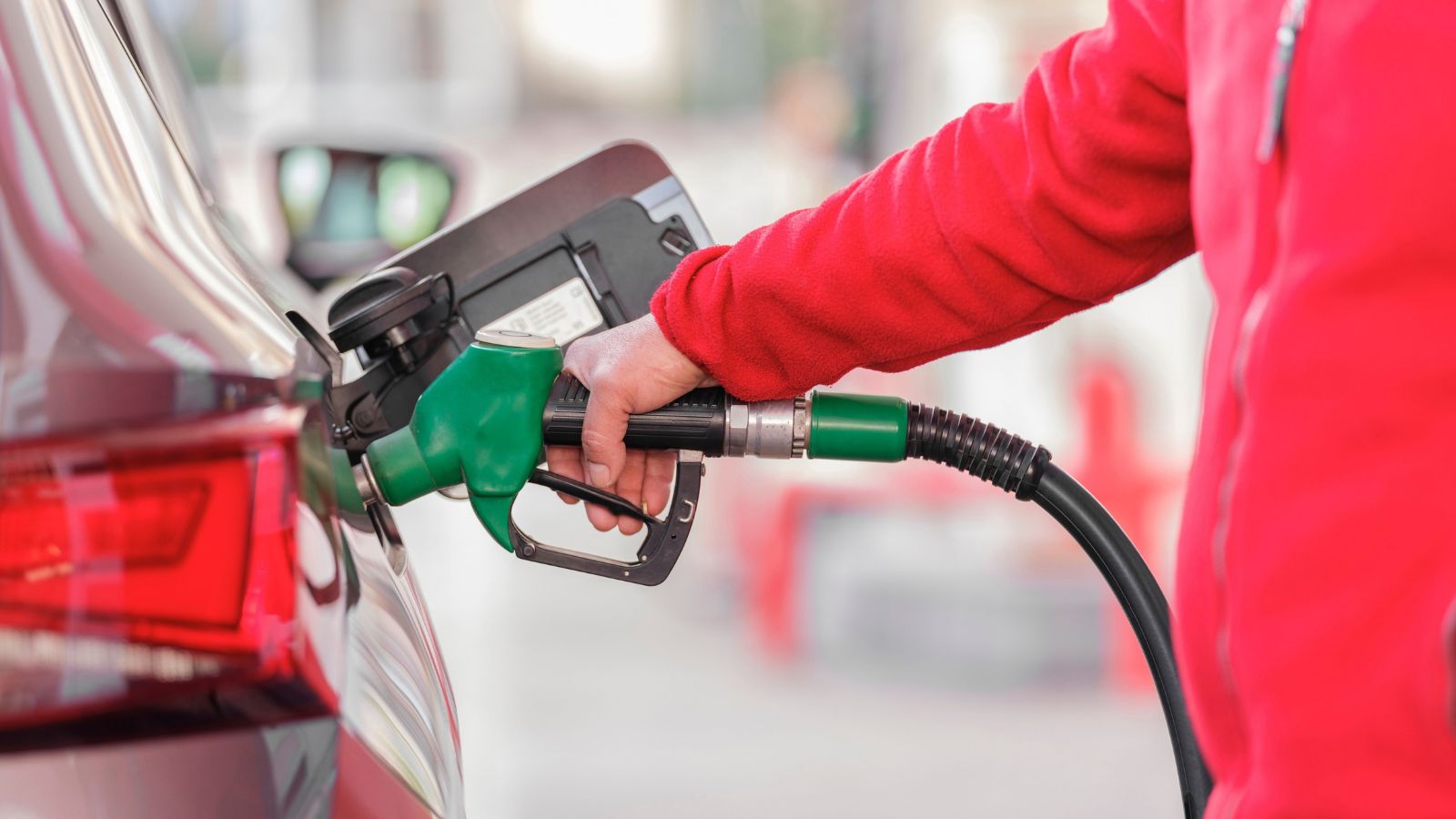 India allows E100 flex-fuel vehicles: What the new rules mean for car owners | Explained