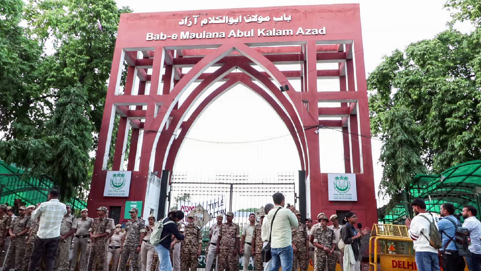 Jamia Millia protests enter 17th day; Congress backs demand for elections