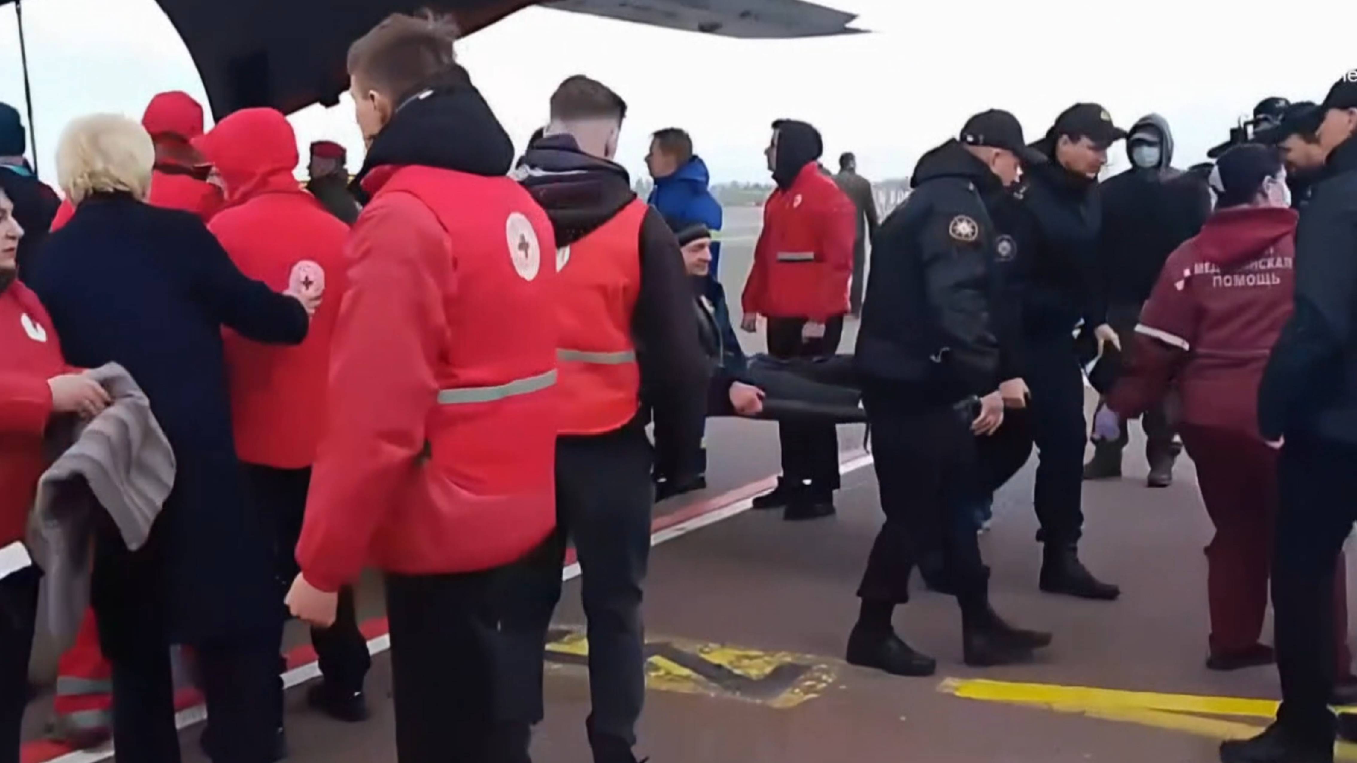 Oleshky: Evacuated residents reach Ukraine after localised ceasefire