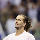 Top seed Zverev cruises past Shang, sets up Djokovic quarter-final at China Open