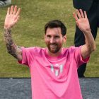 Argentina football matches to pause in 10th minute in honour of Messi