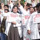 Andhra junior doctors temporarily call off strike after High Court direction