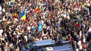 Romanian farmers clash with police over EU livestock export restrictions