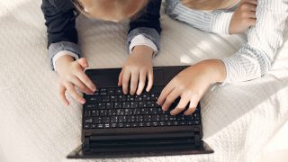 EU chief proposes social media ban for under-13s