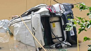 Eight killed as car falls into swollen drain in Madhya Pradesh