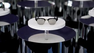 Meta unveils camera-free Ray-Ban glasses amid privacy concerns