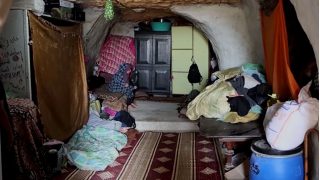 West Bank families return to caves after their homes are demolished