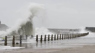 Storm Austen batters southern England, damages Brighton’s West Pier