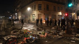 France deploys 70,000 police as Yellow Vests, unions and students prepare for fresh wave of protests