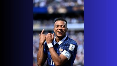 Mbappé scores twice as France beat Senegal in World Cup opener