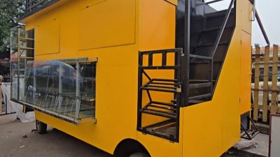 Indian Railways rolls out double-decker food vans near Kolkata stations