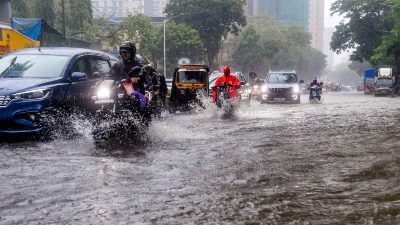 Incessant rains disrupt normal life in Mumbai; schools, colleges shut after IMD's red alert