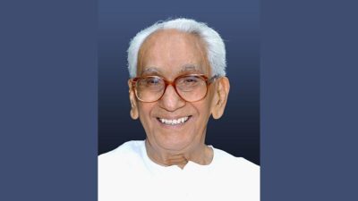 Kerala Chief Minister pay tribute to veteran Congress leader Karunakaran on 108th birth anniversary
