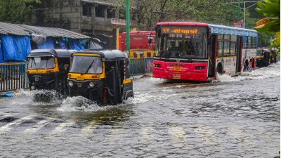 Maharashtra gives auto, taxi drivers one year to learn functional Marathi