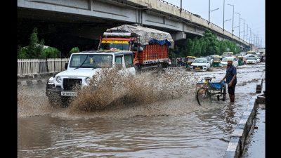 Monsoon chaos disrupts India as floods, landslides hit several states