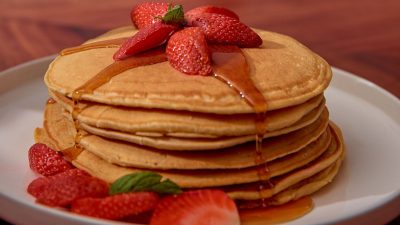 How to make fluffy pancake from scratch