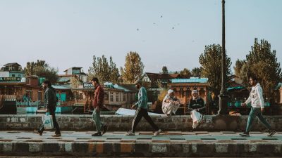 Supreme Court asks Union Government to demarcate pedestrian spaces on roads
