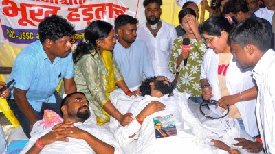 Jharkhand protests: Students intensify stir over job exam 'anomaly'; CM offers talks