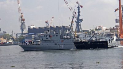 Indian Navy joins search for three missing fishermen in Kerala