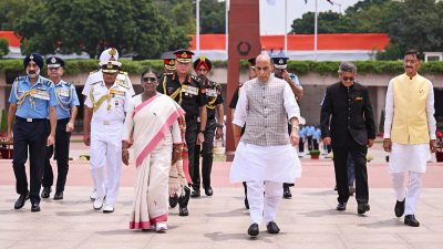 Independence Day: President Droupadi Murmu pays tribute at National War Memorial