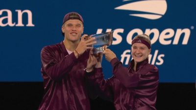 Muchova, Mensik win US Open mixed doubles title