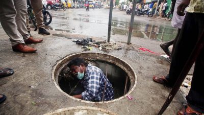 Bombay High Court quashes Maharashtra policy on compensation for manual scavenging deaths
