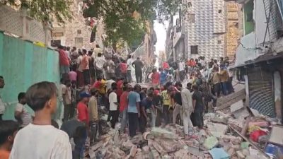 Delhi building collapse leaves child dead, at least 8 injured in Seemapuri