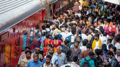 Normal train services resume in Delhi, Railways cite operational reasons for October 9,10 cancellations